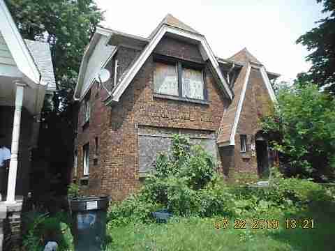 10410 Crocuslawn (3)_m.jpg